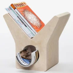 Portariviste in pietra calcarea Yo Lecce di Marco Guazzini