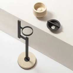 Posacenere da terra in marmo di Rimini