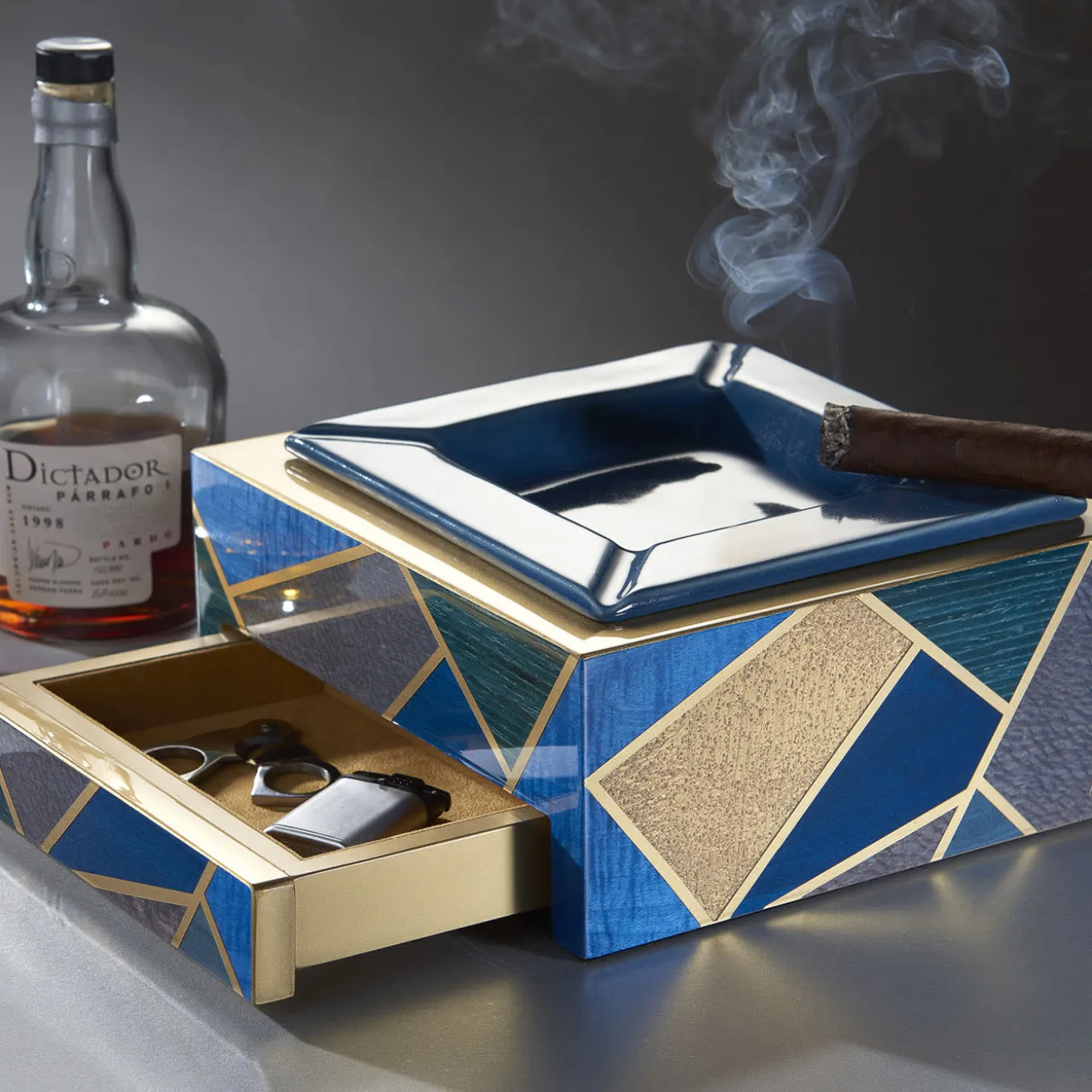 Posacenere in legno blu Tellux Mediterraneo