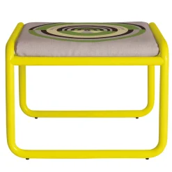 Pouf giallo Locus Solus di Gae Aulenti