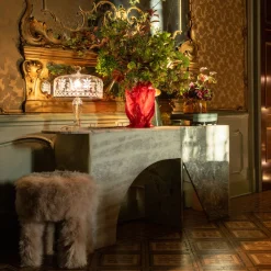 Pouf in pelliccia Cachemire di Lorenza Bozzoli