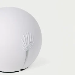 Pouf in tessuto tecnico bianco Tatino di Denis Santachiara