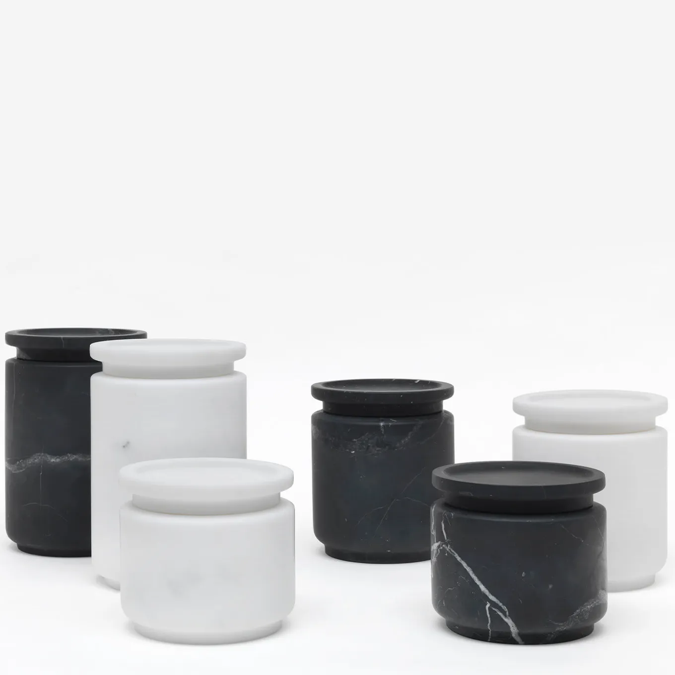 Pyxis Piccolo vaso bianco Michelangelo di Ivan Colominas