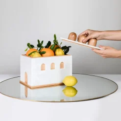 Quba, grande scatola bianca di Gabriele D'Angelo