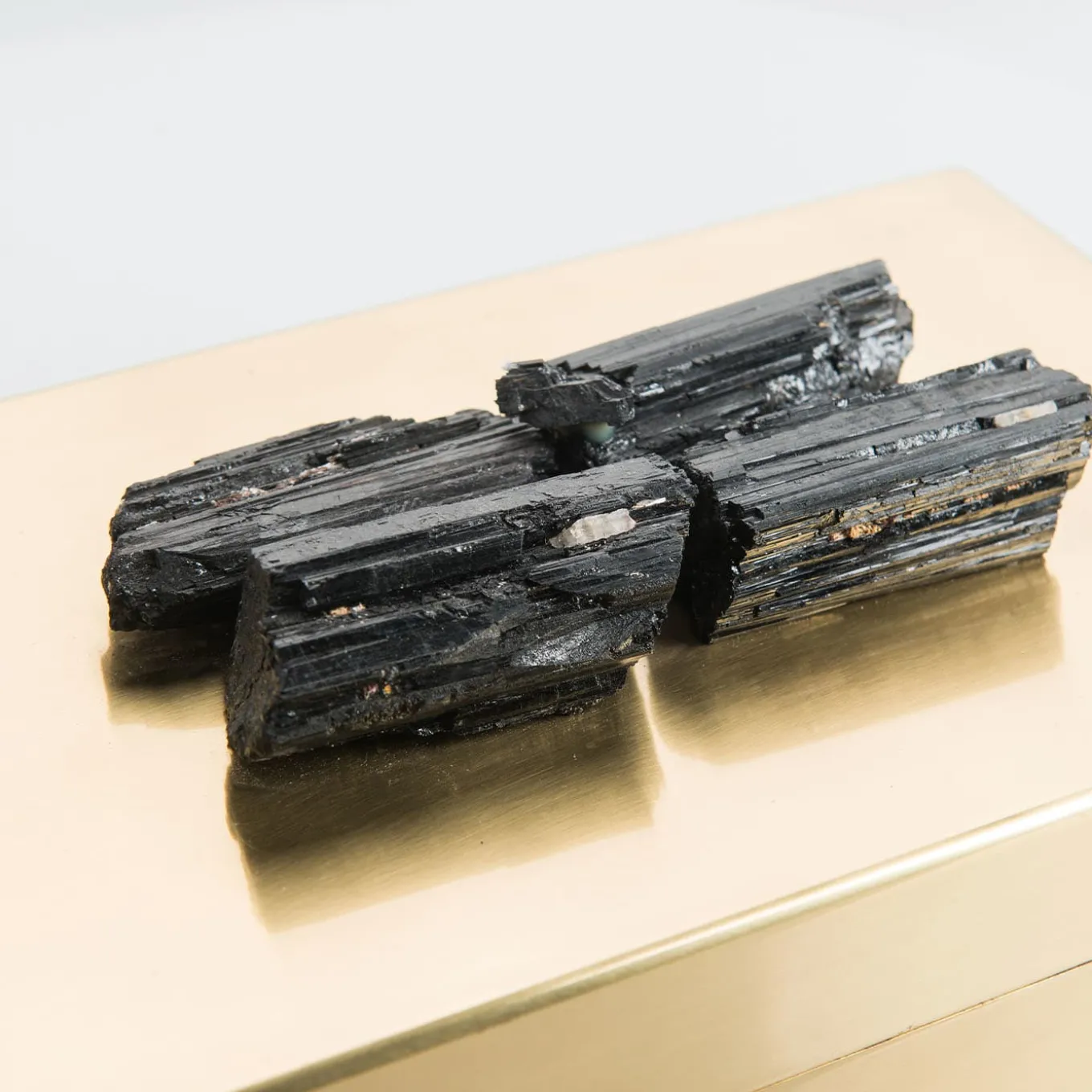 Scatola in Ottone con Pietre di Tormalina