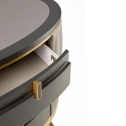 Scrivania Diamond con pelle trapuntata e base in metallo bronzato