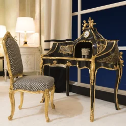 Scrivania in stile Luigi XV