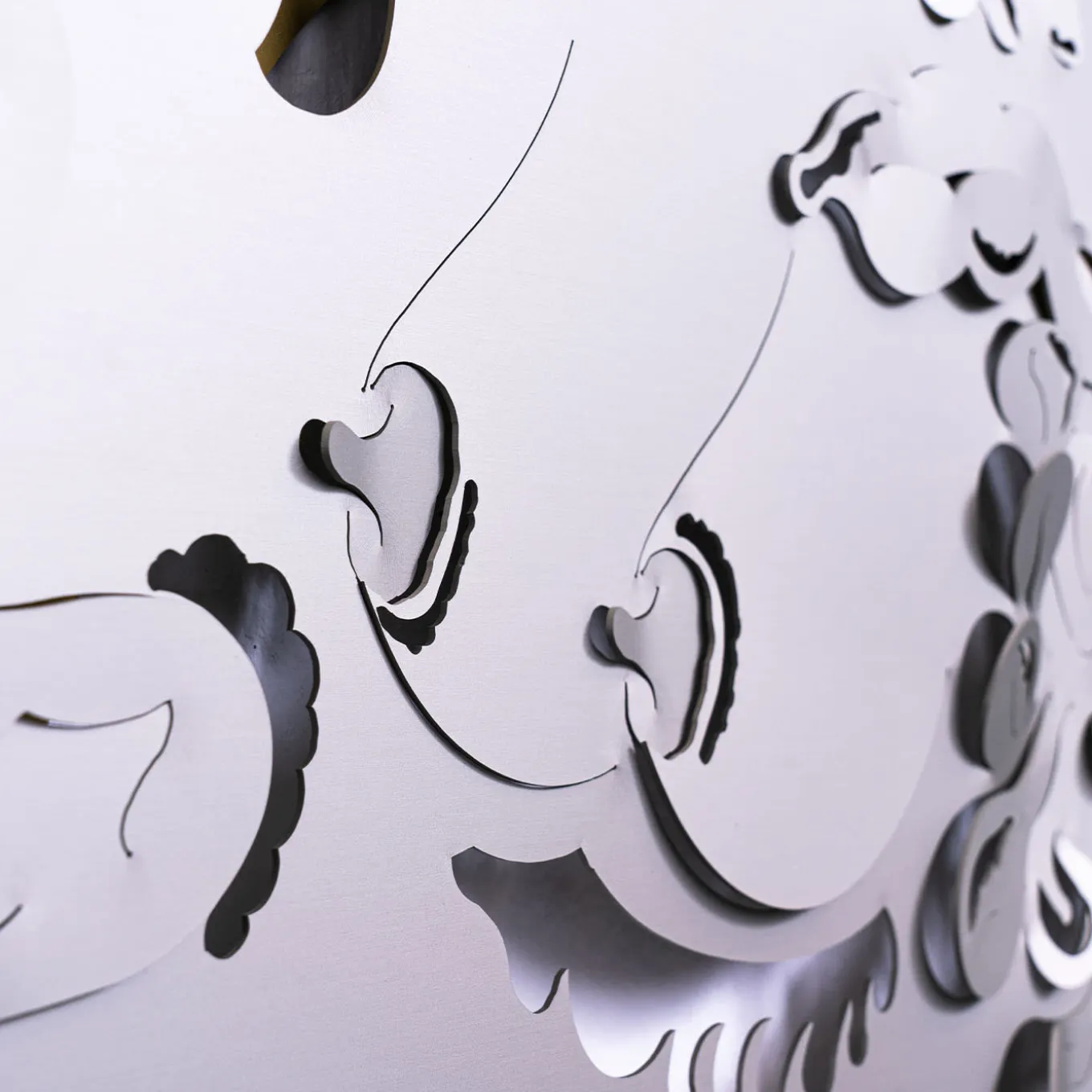 Scultura da parete The Hunt di Matteo Cibic