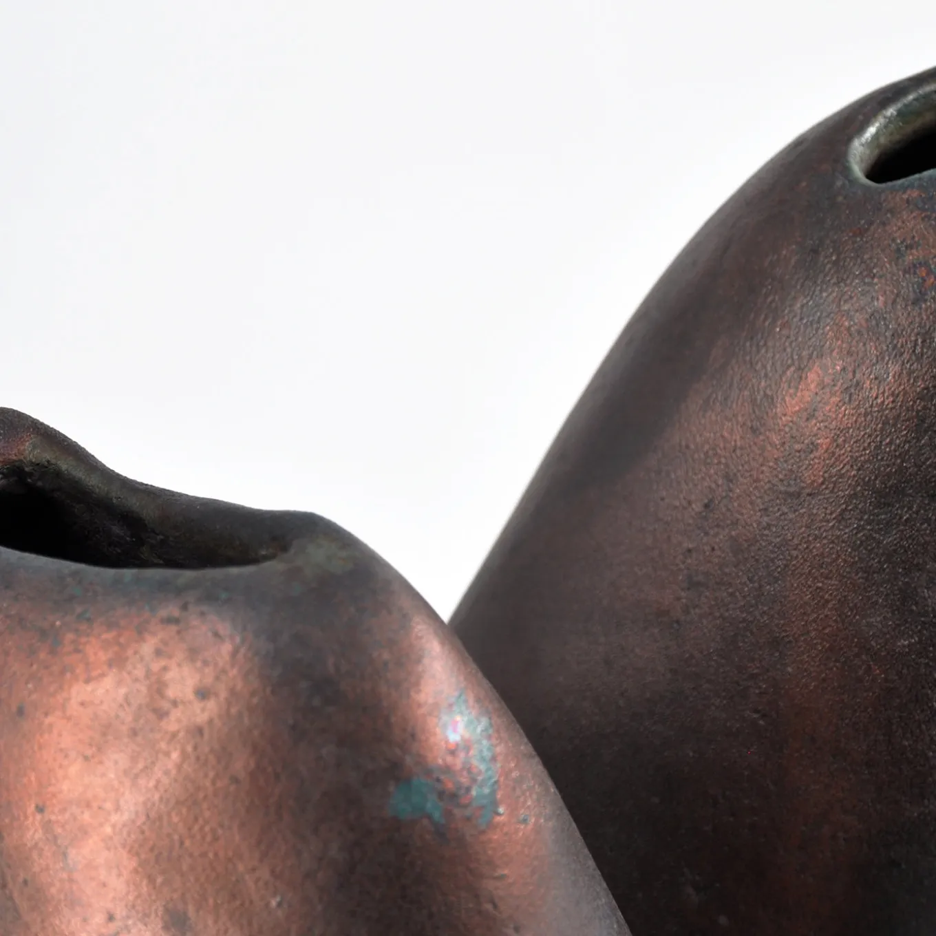 Scultura Decorativa in Ceramica Intreccio Silente di Nino Basso