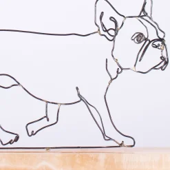 Scultura di Bulldog Francese in Passeggiata su Base in Onice Cappuccino