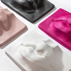 Scultura di labbra di pirata