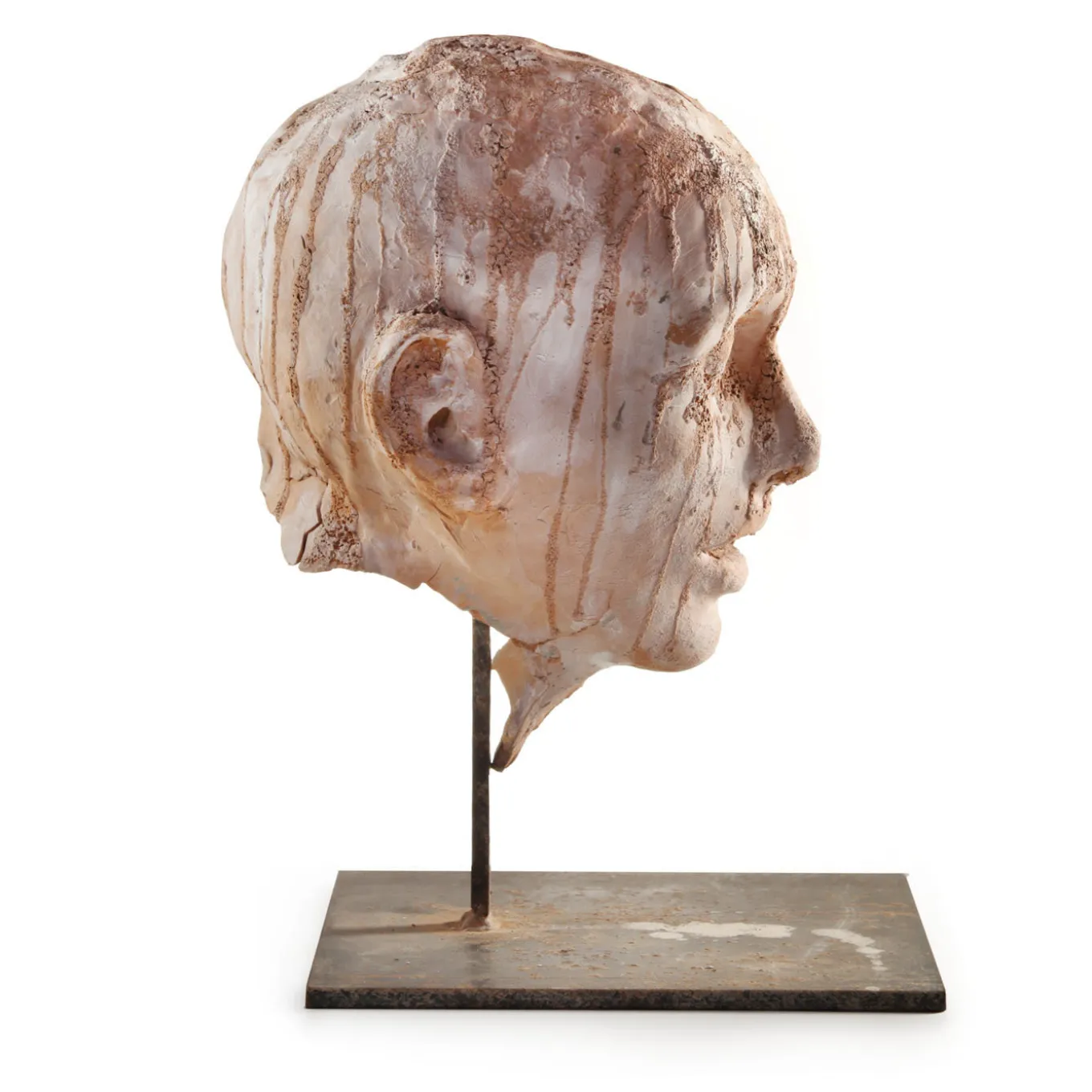 Scultura di testa inquieta