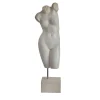 Scultura di torso femminile