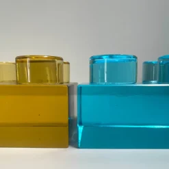 Scultura in cristallo blu fatta a mano in mattoni