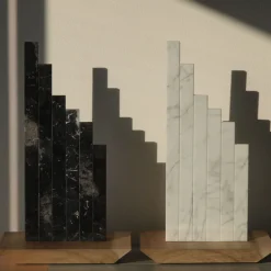 Scultura in marmo Grattacielo Nero