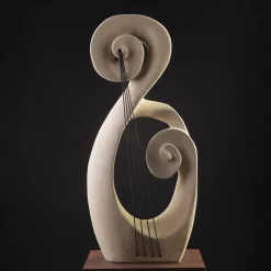 Scultura in pietra Good Vibes Lecce