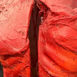 Scultura in terracotta rossa SALVA/gente