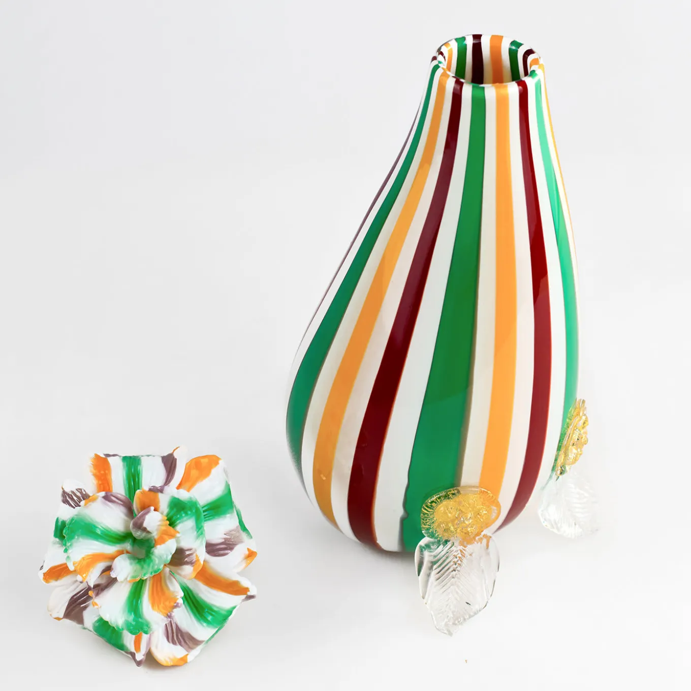 Scultura in vetro veneziano Strambotto con fiore di Eliana Gerotto