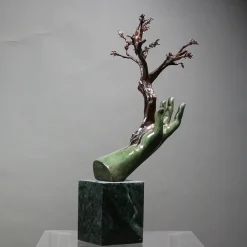 Scultura Mano Albero in bronzo