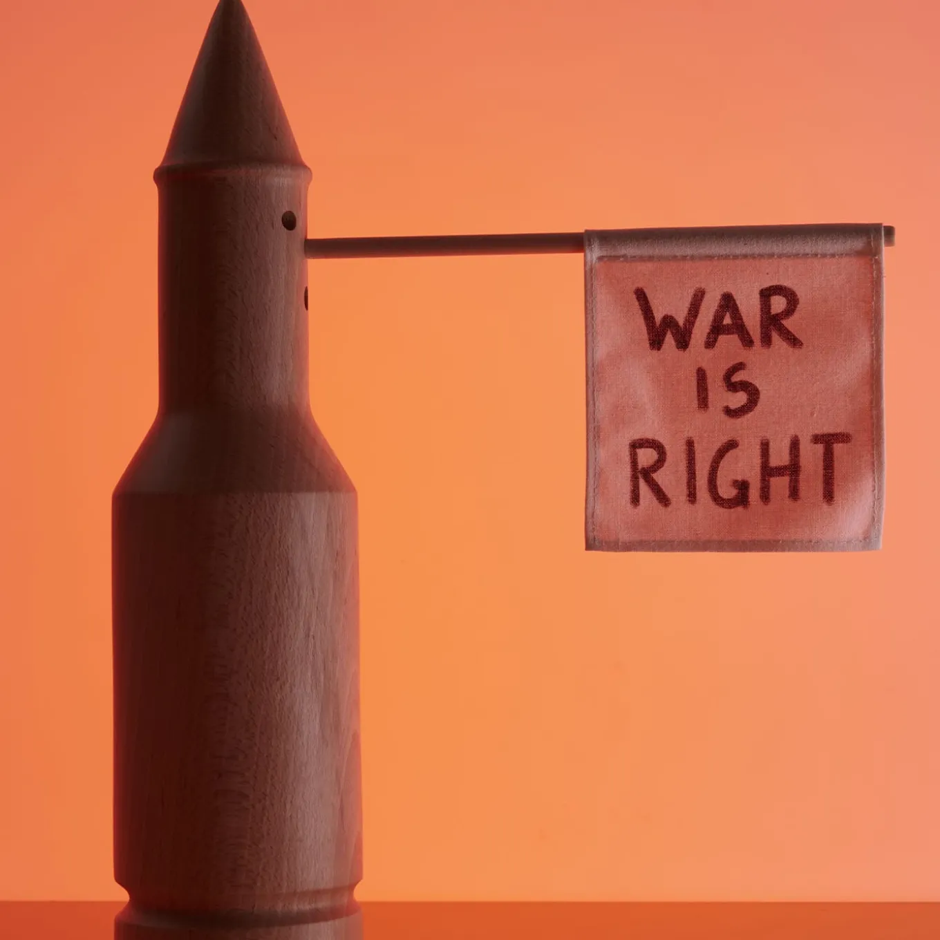 Scultura Pinocchio The Biggest Lie in Legno Marrone di Matteo Ragni