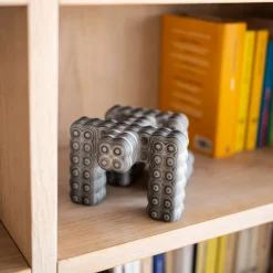 Scultura Prono Strata Moon 1