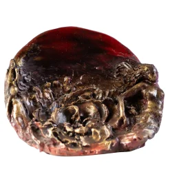 Scultura rossa e oro Nel Campo Dei Fiori