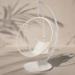 Sedia a dondolo Clara da esterno in acciaio bianco