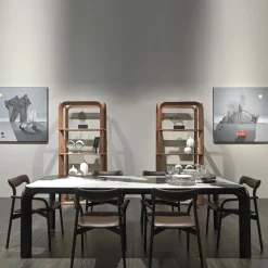 Sedia Achille in pelle scura