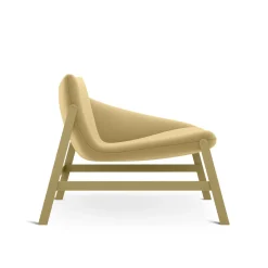 Sedia amaca gialla con braccioli di Debonademeo Studio