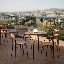 Sedia da esterno Ample Red di Nichetto Studio