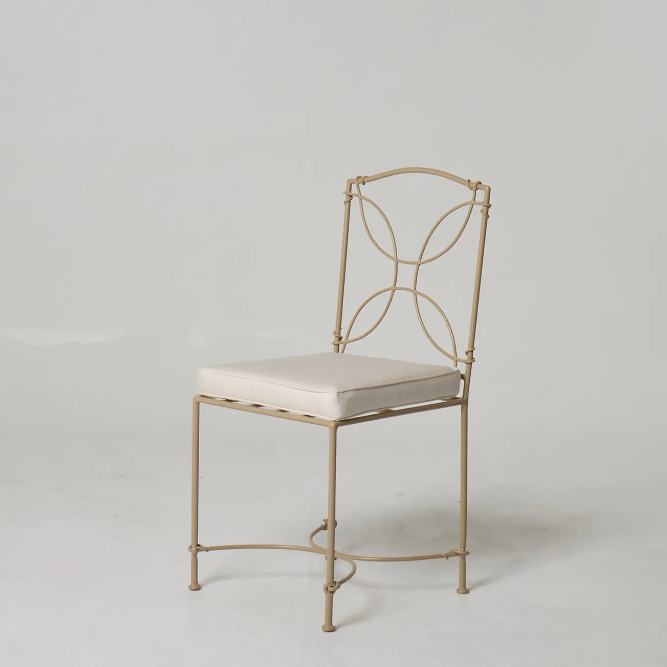 Sedia da esterno Lotus in ferro