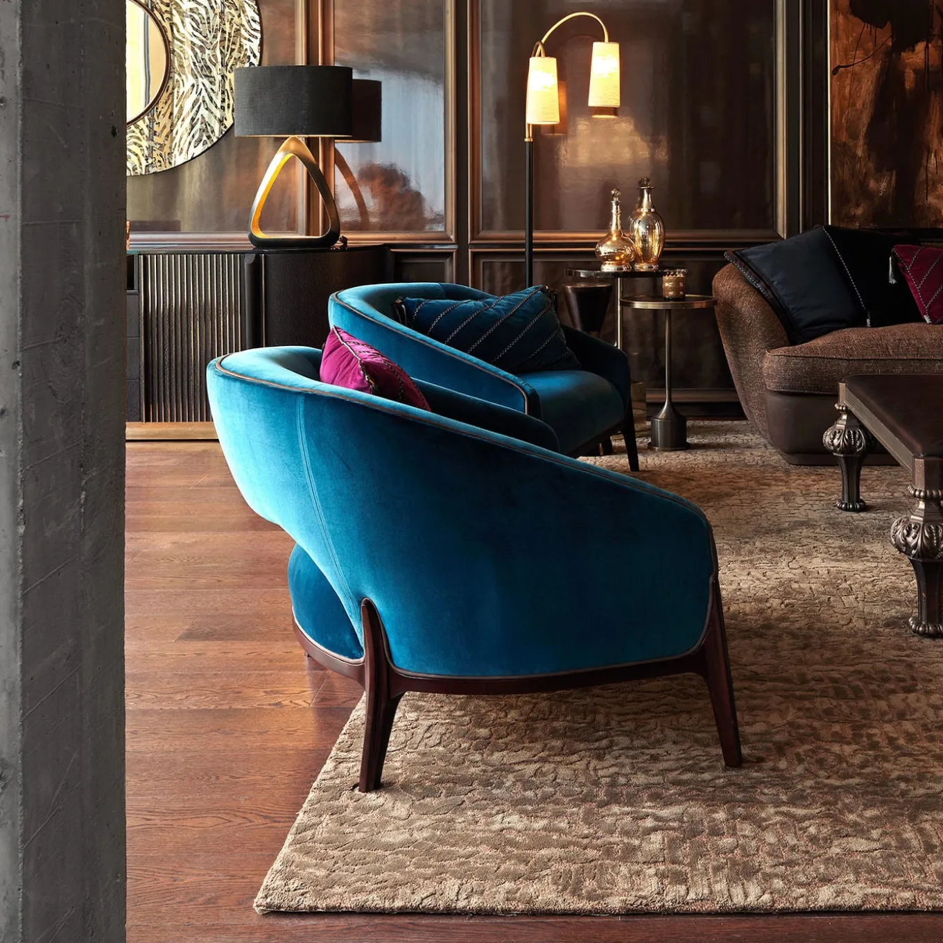 Sedia da salotto in velluto blu