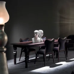 Sedia Daina-up con schienale intero di Nigel Coates