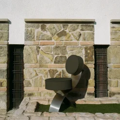 Sedia Exo in tessuto Nabuk Jungle e acciaio by Andrea Tognon