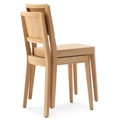 Sedia impilabile Stealth di Massimo Iosa Ghini