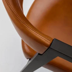 Sedia Kris in Frassino Tinto Nero con Seduta in Pelle