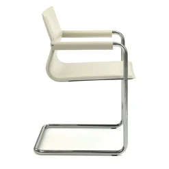 Sedia Lybra con braccioli rivestiti