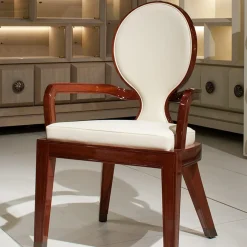 Sedia solare alata di Archer Humphryes Architects