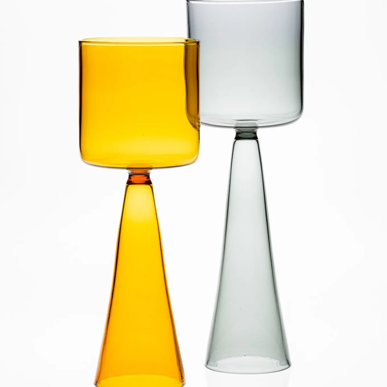 Set di 4 bicchieri da vino alti grigi Dolce Vita