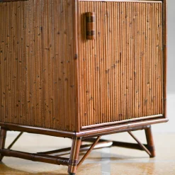 Set Di 2 Comodini a 1 anta In Bambù