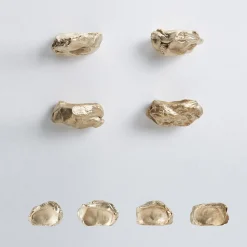 Set di 4 pomelli per porte in ottone Impronta #1 di Nicole Valenti