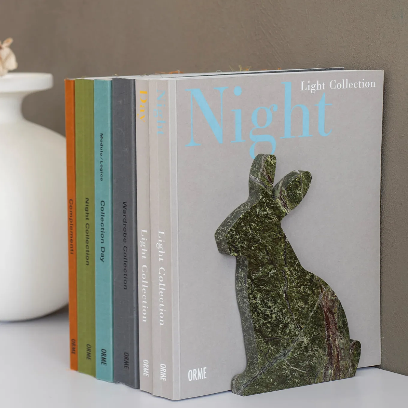 Set di 2 reggilibri verde Picasso di Alessandra Grasso