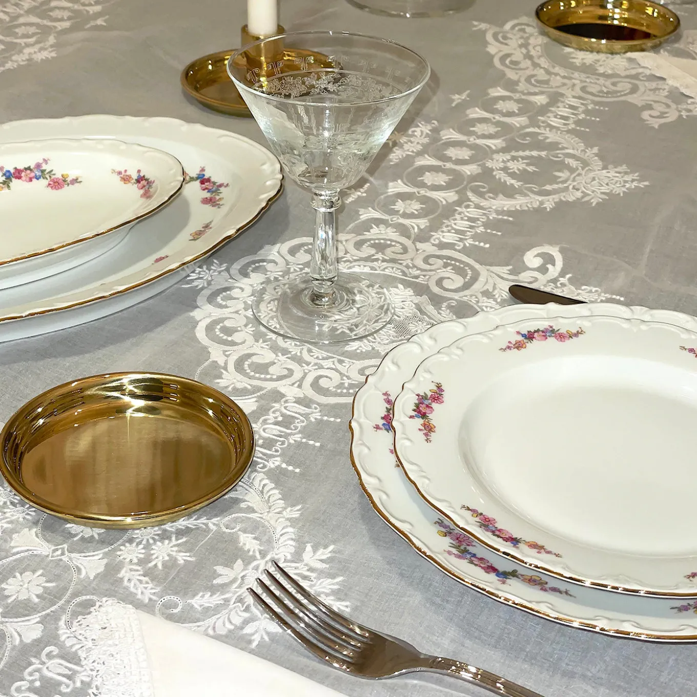 Set di 2 sottobicchieri in ottone lucidato