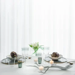 Set di 2 vassoi in ceramica grigia con bordo oro