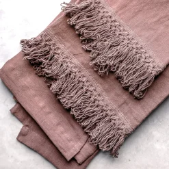 Set di asciugamani rosa vintage con frangia lunga