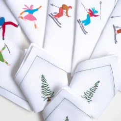 Set di tovagliette e tovaglioli ricamati a mano Ski #3