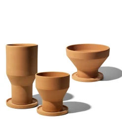 Set di vasi e sottovasi in terracotta Pila