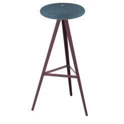 Sgabello a benzina Aky di Emilio Nanni