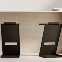 Sgabello Alto in Ferro Nero ZZ Top