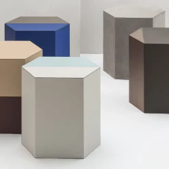 Sgabello Atlas con striscia centrale marrone